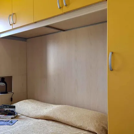 Two-bedroom Near Sea 12 רוסולינה מארה